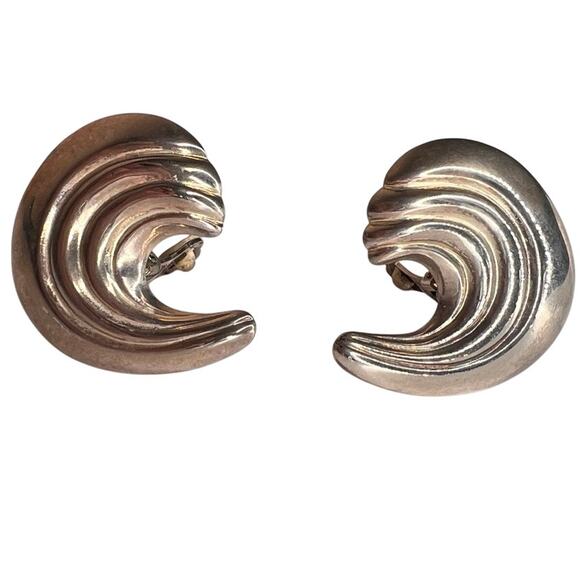 Vintage Signed DAUPLAISE Silver Clip-on Earrings - Picture 1 of 7